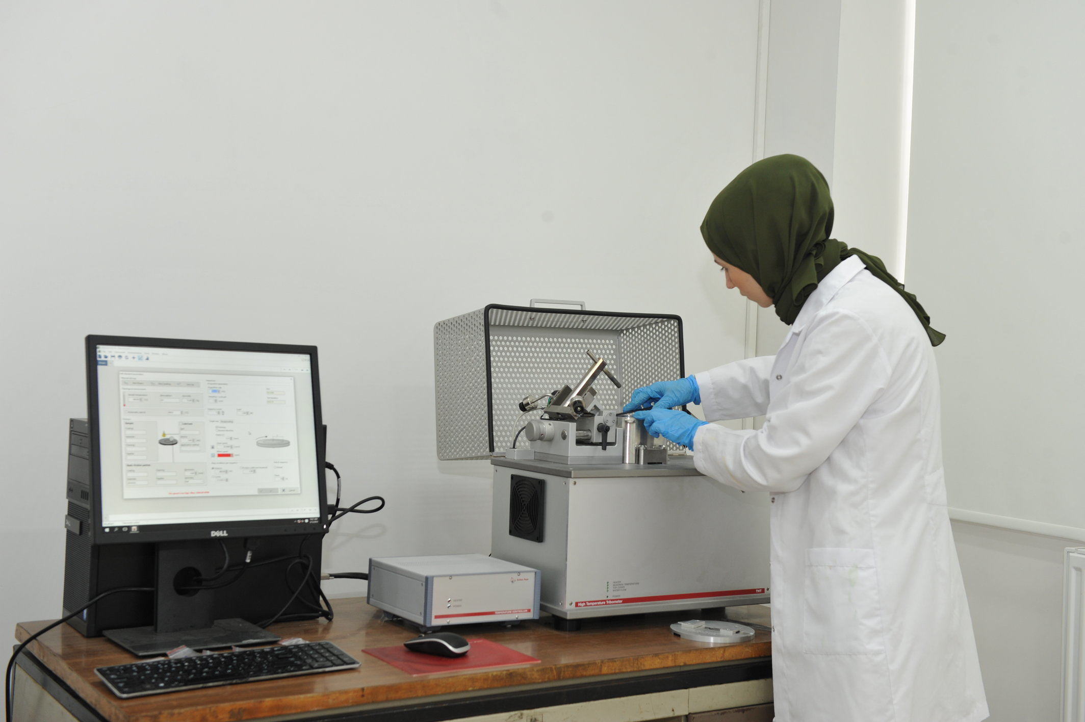 YÜKSEK SICAKLIK TRİBOMETRESİ